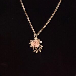 Chic Gold Necklace with Pink Rose Pendant 1928 Brand